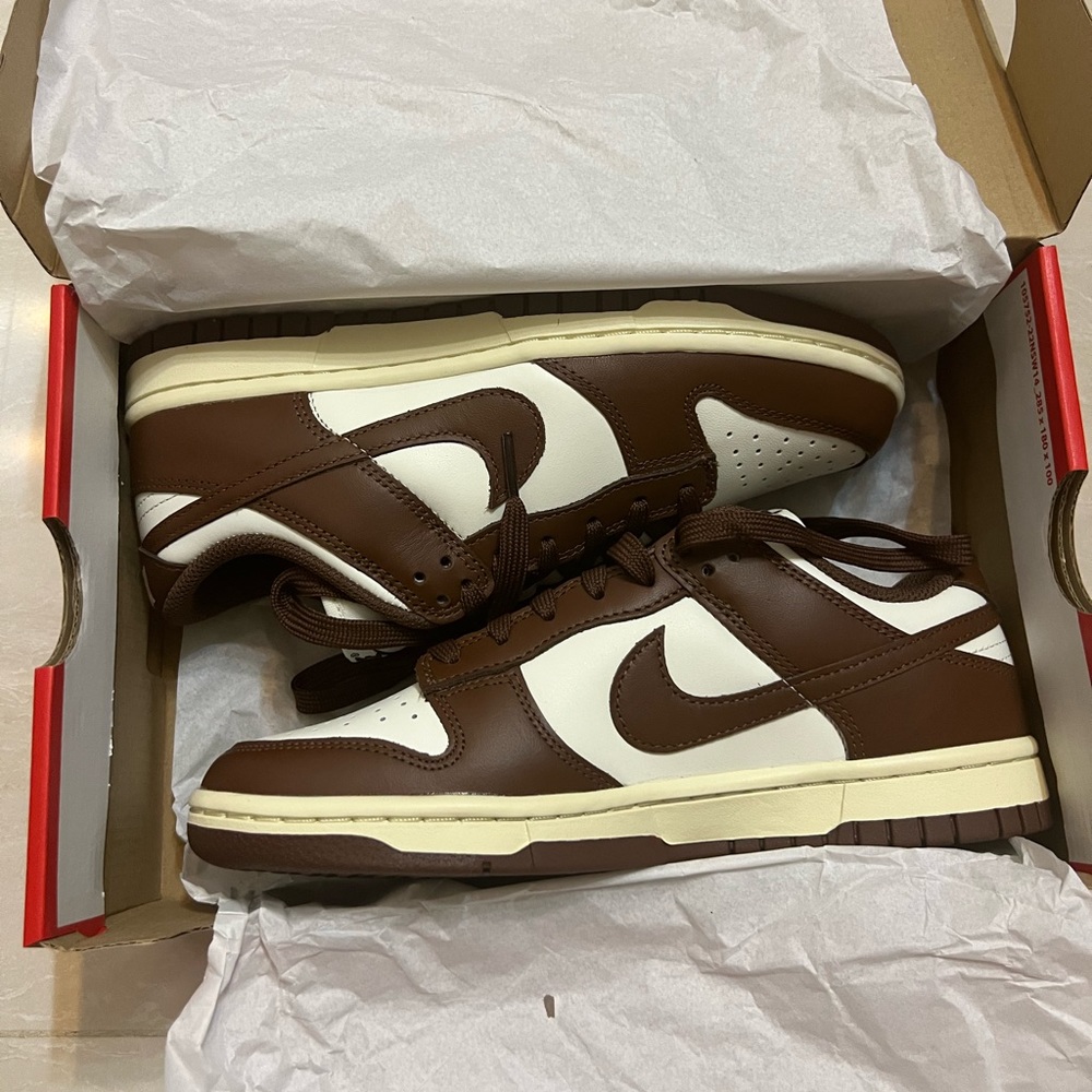 Nike Dunk Low Mochas
